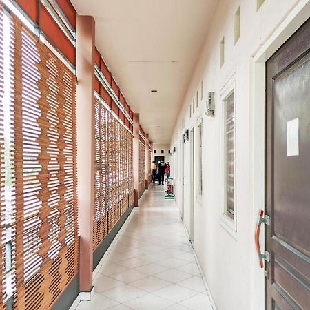 Chandra Graha Guesthouse Palu Exterior photo